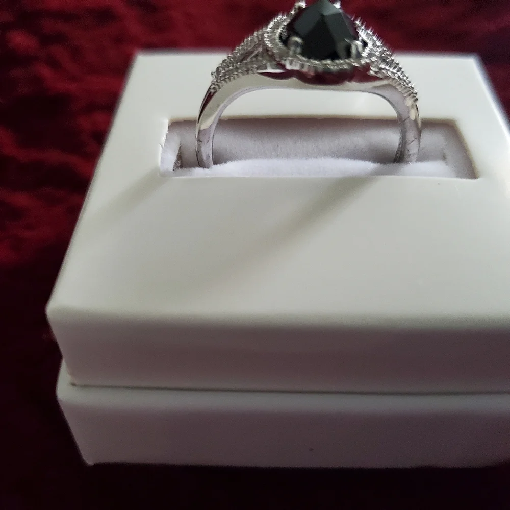 Ladies ring - Picture 6 of 8